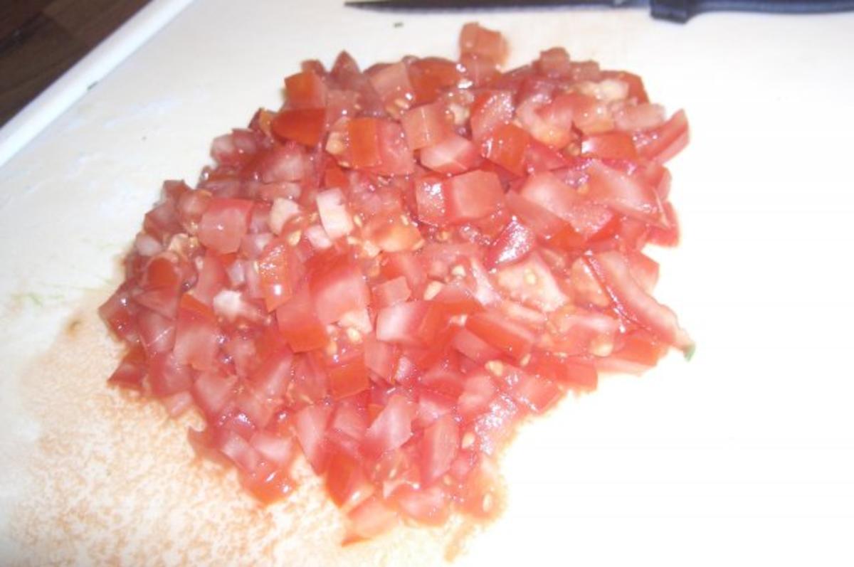 Tabouleh auf Tomaten-Carpaccio mit Lachs - Rezept - Bild Nr. 7