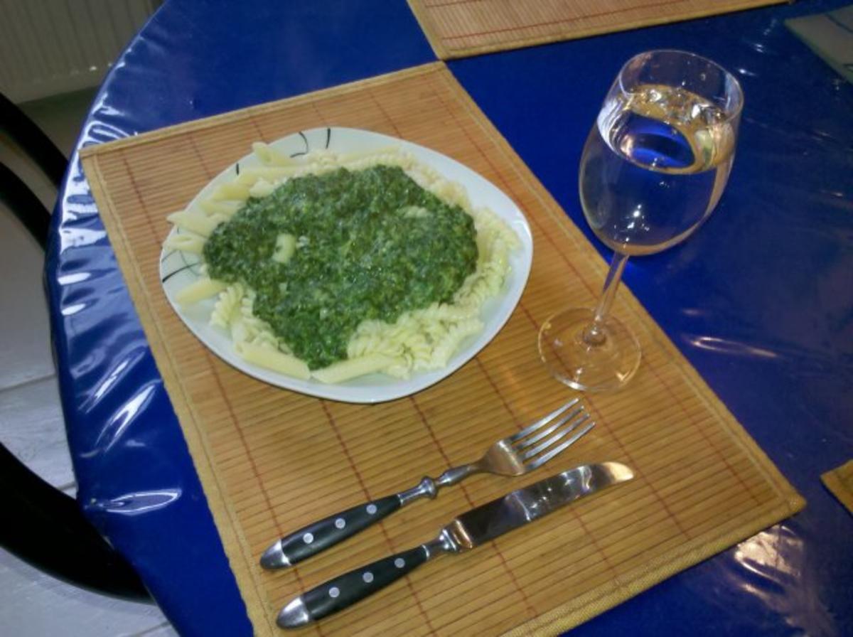 Nudeln: Spiralis mit Gorgonzola-Spinat - Rezept - Bild Nr. 6