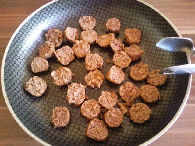 Rezept: Karotten-Kartoffelgemüse mit Vleischbällchen Bild Nr. 7 Karotten-Kartoffelgemüse mit Vleischbällchen - Rezept - Bild Nr. 7