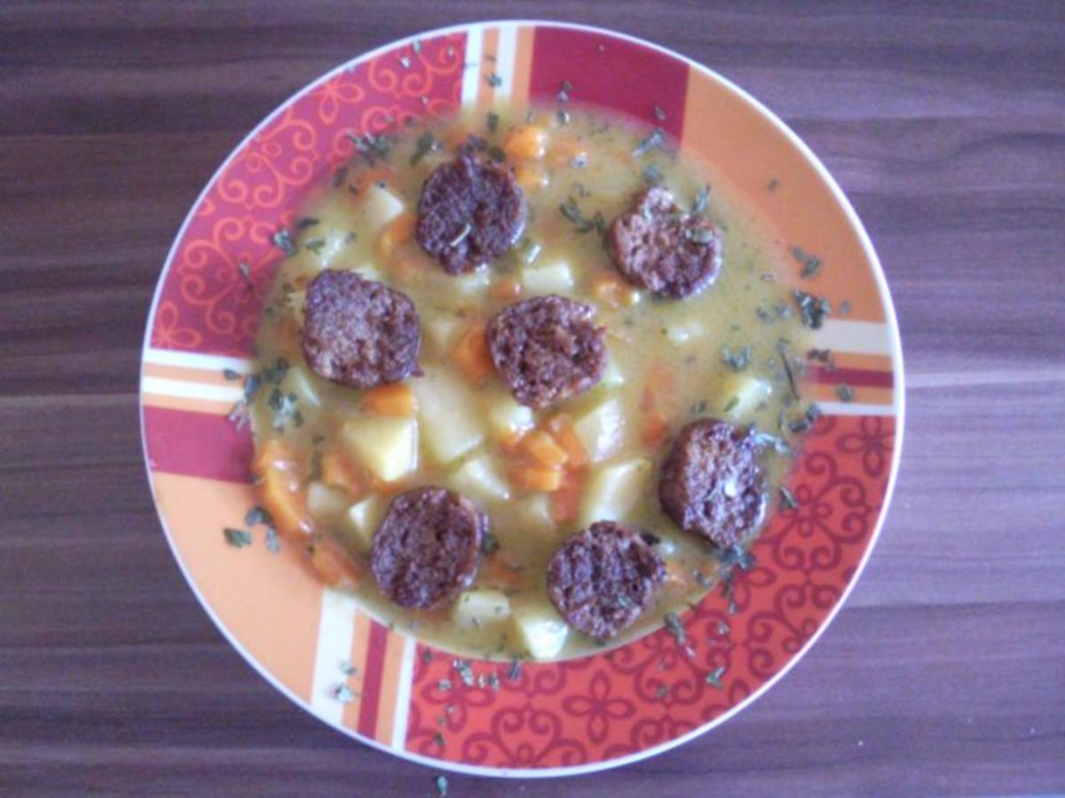 Karotten Kartoffelgemüse mit Vleischbällchen - 53 kcal/100g