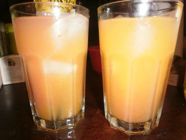 Rezept: Cocktail "Maracuja Passion" Bild Nr. 2 Cocktail "Maracuja Passion" - Rezept - Bild Nr. 2