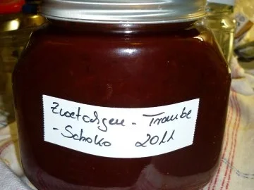 Rezept: Zwetschgen-Trauben-Schoko-Marmelade Bild Nr. 3 Zwetschgen-Trauben-Schoko-Marmelade - Rezept - Bild Nr. 3