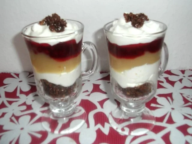 Rezept: Sahniges Brotdessert Sahniges Brotdessert - Rezept