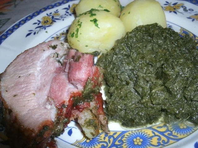 Rezept: Dicke Räucherrippe mit Grünkohlpüree Bild Nr. 6 Dicke Räucherrippe mit Grünkohlpüree - Rezept - Bild Nr. 6