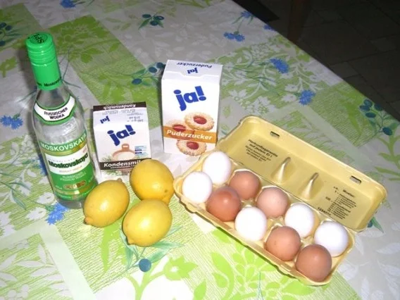 Rezept: Eierlikör Bild Nr. 2 Eierlikör - Rezept - Bild Nr. 2