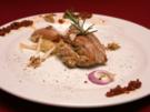 Gefülltes Schweinefilet, dazu gebackene Kartoffeln aus dem Ofen - Rezept