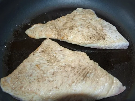 Rezept: Putenschnitzel Napoli Bild Nr. 3 Putenschnitzel Napoli - Rezept - Bild Nr. 3