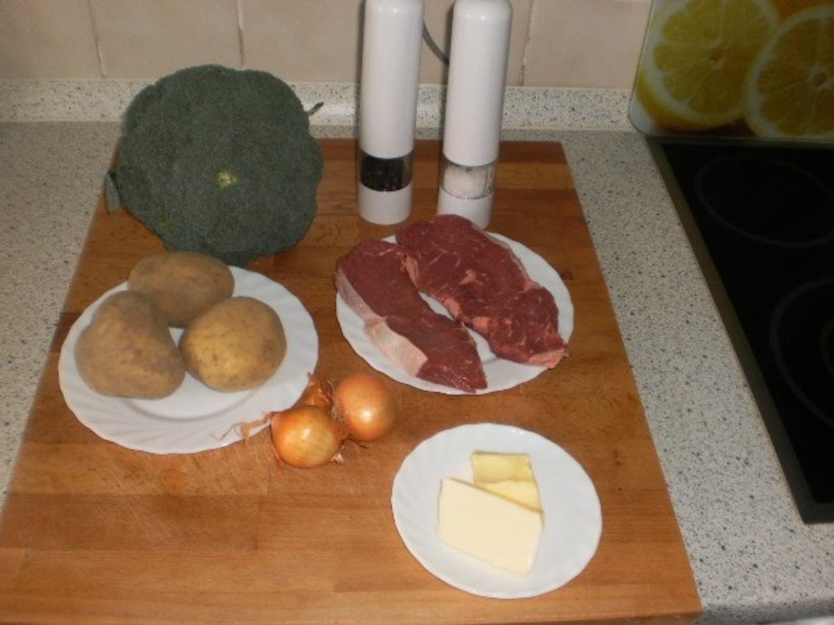 Rumpsteaks - Pfefferbutter - Broccoli - Kartoffelstampf - Rezept - Bild Nr. 2