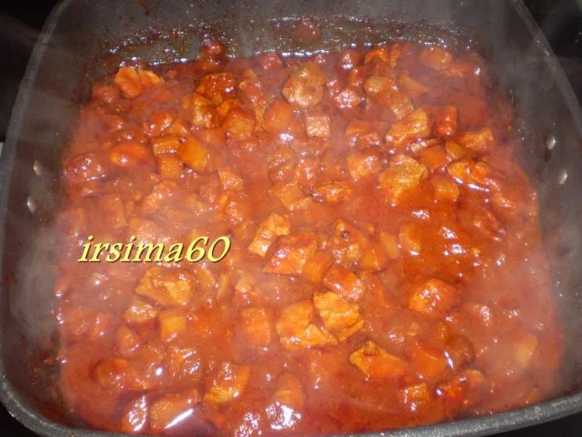 Schweinegulasch aus dem Ofen - Rezept - Bild Nr. 2