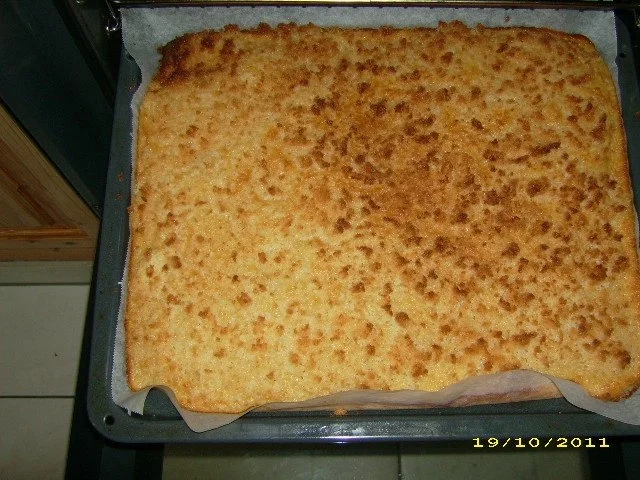 Buttermilch-Bienenstich - Rezept