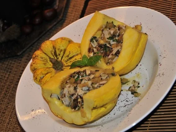 Rezept: Gorgonzola-Kürbis, gefüllt Bild Nr. 2 Gorgonzola-Kürbis, gefüllt - Rezept - Bild Nr. 2