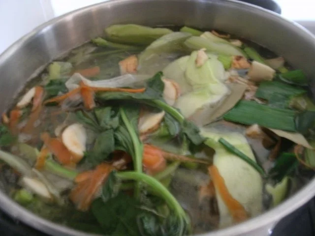 Reduktion von Gemüsebrühe- Gemüsefond - Rezept