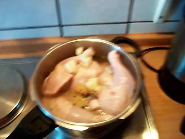 saftige Hähnchenschenkel nach Diana`s Art - Rezept - Bild Nr. 4