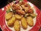 ROSMARINKARTOFFELN mit PUTENSPIEßE und Salatbuquett - Rezept