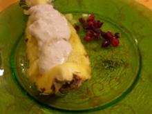 Ananas-Schiffchen mit Honig-Nusscreme und Champagner-Sorbet - Rezept