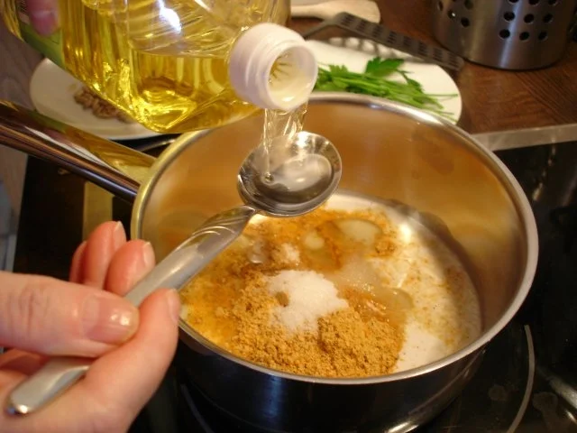 Rezept: Chinesische Knusperente auf Gemüsebett mit Erdnuss-Sauce und Reis Bild Nr. 6 Chinesische Knusperente auf Gemüsebett mit Erdnuss-Sauce und Reis - Rezept - Bild Nr. 6