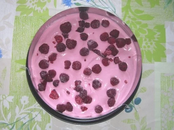 Rezept: Himbeer-Philadelphia-Torte Bild Nr. 6 Himbeer-Philadelphia-Torte - Rezept - Bild Nr. 6