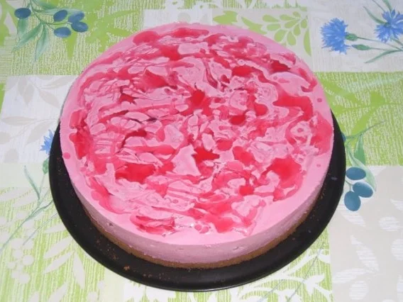 Rezept: Himbeer-Philadelphia-Torte Himbeer-Philadelphia-Torte - Rezept