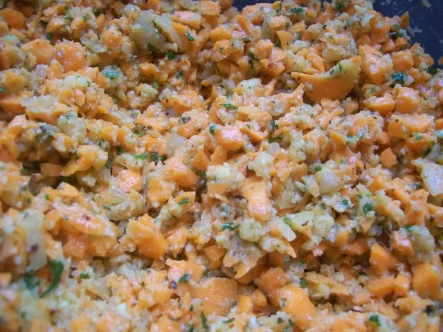 Möhren - Nuss - Salat - Rezept