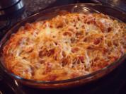 Pasta mit Camembert-Tomaten-Sauce im Ofen gebacken - Rezept