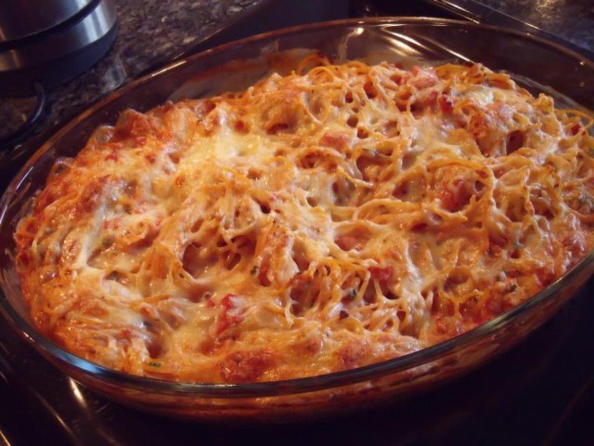 Pasta mit Camembert-Tomaten-Sauce im Ofen gebacken - Rezept Gesendet
von Sri_Devi