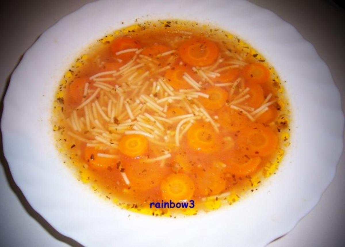 Kochen: Möhren-Nudel-Suppe - Rezept