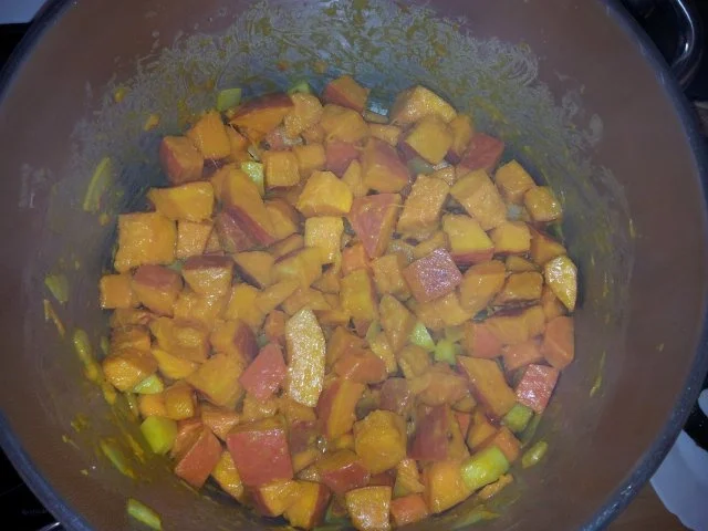 Kürbissuppe mit Ingwer und Sahnemeerettich - Rezept - Bild Nr. 4