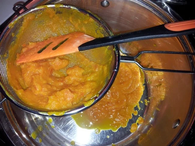 Kürbissuppe mit Ingwer und Sahnemeerettich - Rezept - Bild Nr. 5