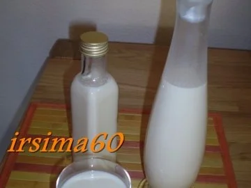 Rezept: Marzipanlikör Bild Nr. 2 Marzipanlikör - Rezept - Bild Nr. 2