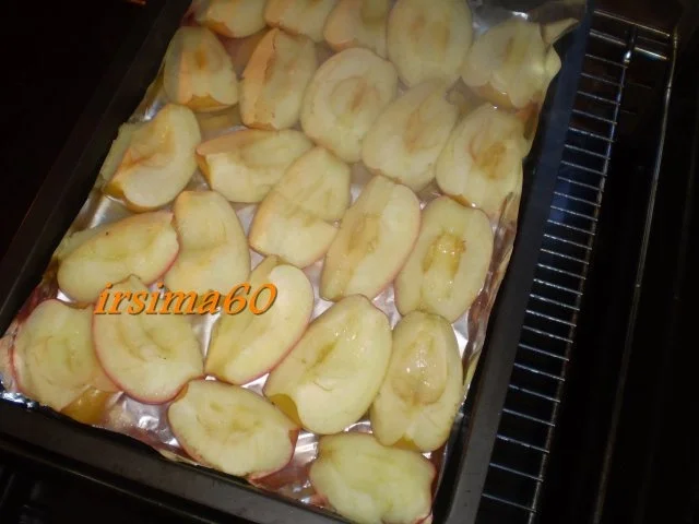 Rezept: Bratapfellikör Bild Nr. 5 Bratapfellikör - Rezept - Bild Nr. 5