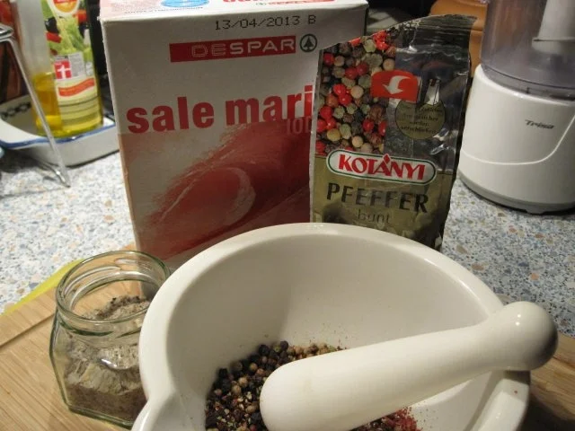 Gewürze: Bunte Pfefferkörner-Meersalzmischung - Rezept - Bild Nr. 2