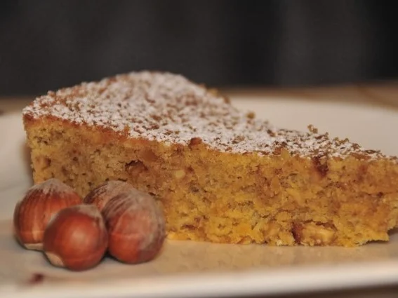 Torta di nocciole / Piemonteser Nusstorte - Rezept