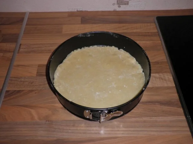 Rezept: Birnen-Schoko-Torte Bild Nr. 3 Birnen-Schoko-Torte - Rezept - Bild Nr. 3