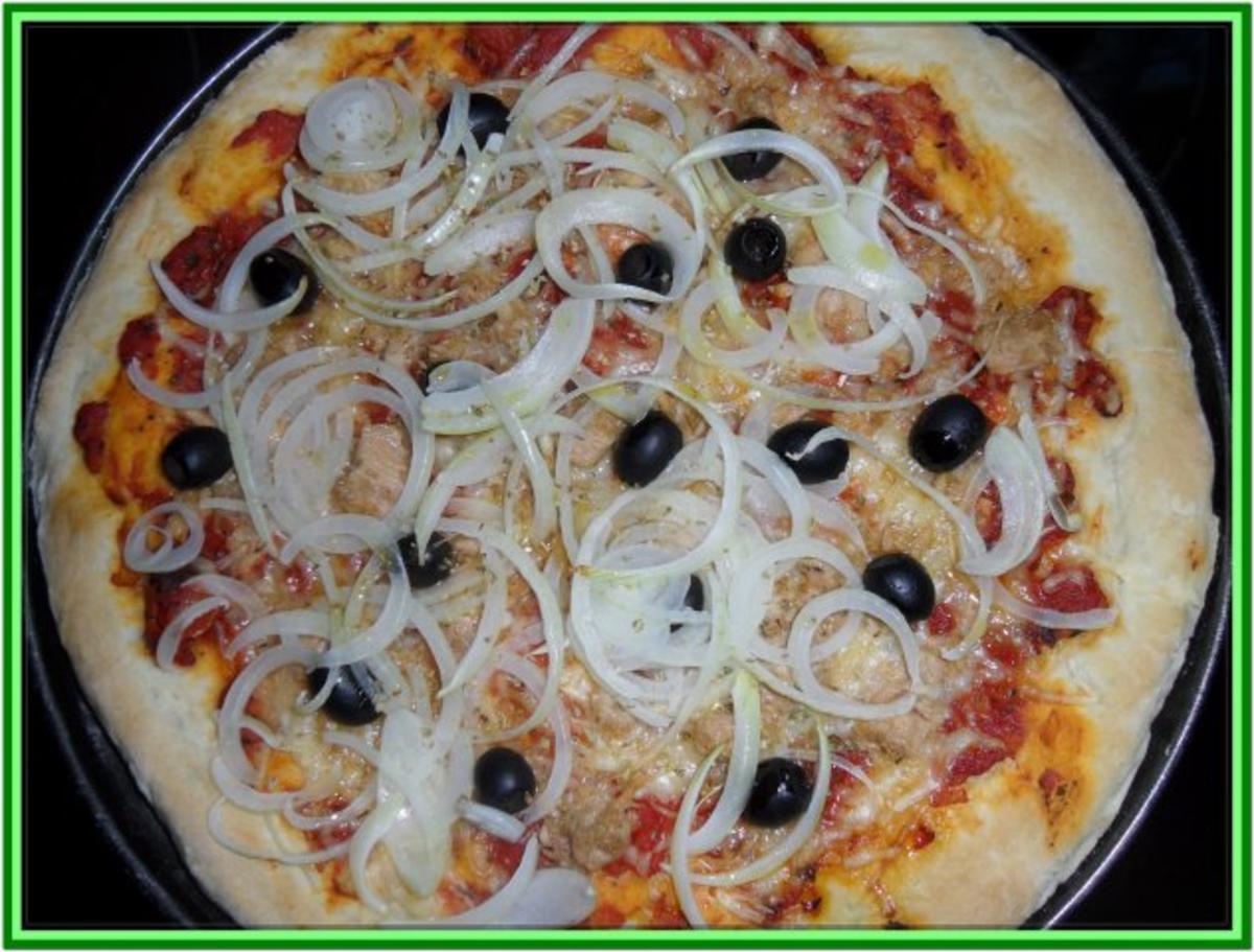 Pizza „Tonno con Cipolle" - Rezept - Bild Nr. 3