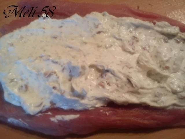 Rezept: Fleisch: Gefülltes Schweinefilet Bild Nr. 2 Fleisch: Gefülltes Schweinefilet - Rezept - Bild Nr. 2