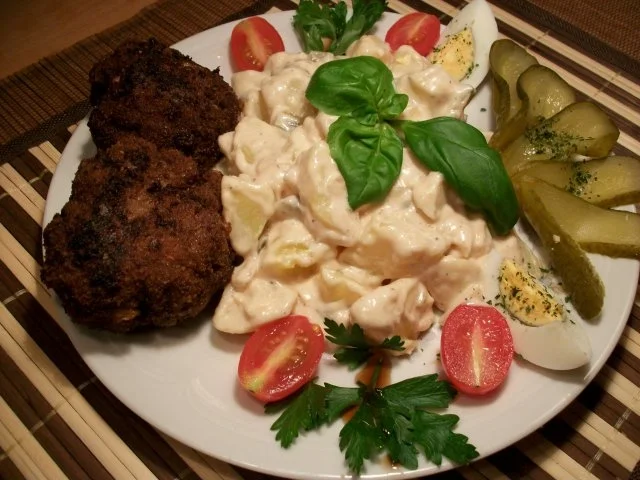 Rezept: Buletten mit Pellkartoffelsalat...... Bild Nr. 3 Buletten mit Pellkartoffelsalat...... - Rezept - Bild Nr. 3