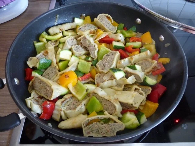 Rezept: Fixe Küche : Bunte Maultaschen-Pfanne Bild Nr. 9 Fixe Küche : Bunte Maultaschen-Pfanne - Rezept - Bild Nr. 9