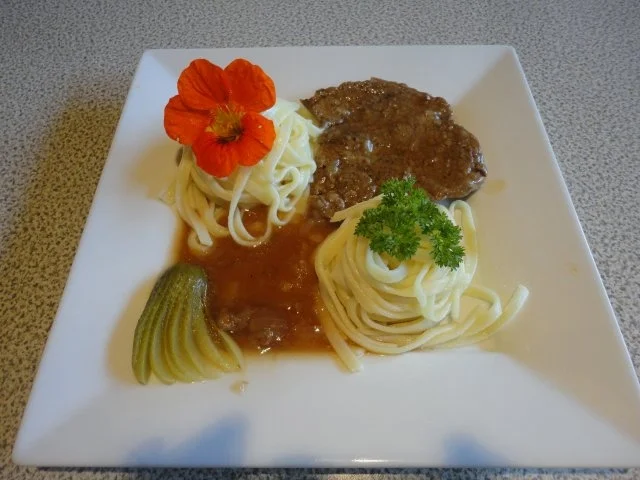 Rezept: Rostbraten mit Zwiebel Sauce Bild Nr. 9 Rostbraten mit Zwiebel Sauce - Rezept - Bild Nr. 9