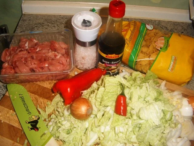 Chinakohl-Nudel -Pfanne - Rezept - Bild Nr. 2