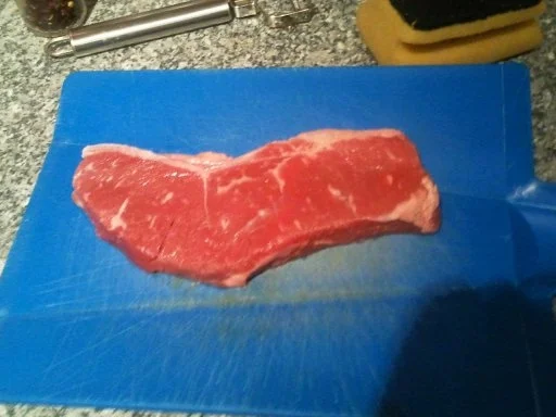 Ochs aus der Pfanne spicy garniert (mein Mann-ist das-geil-Steak) - Rezept - Bild Nr. 2