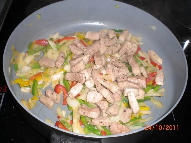 Rezept: Schweinefleisch süß-sauer Bild Nr. 5 Schweinefleisch süß-sauer - Rezept - Bild Nr. 5