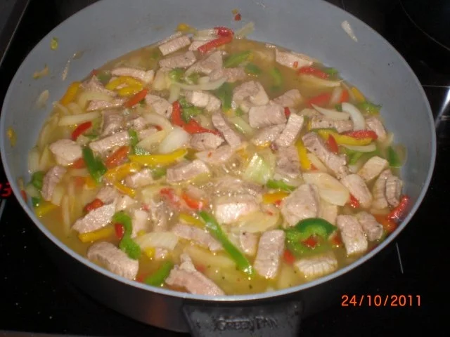 Rezept: Schweinefleisch süß-sauer Bild Nr. 6 Schweinefleisch süß-sauer - Rezept - Bild Nr. 6