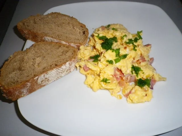 Knoblauch - Schinken - Eier - Rezept