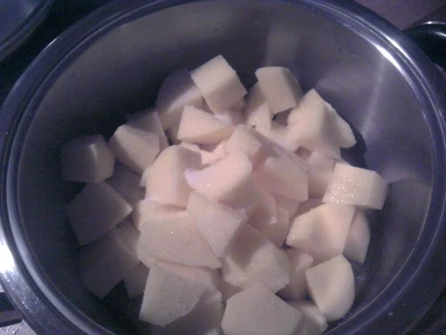 Rezept: Halbseidene Klöße ganz einfach Bild Nr. 3 Halbseidene Klöße ganz einfach - Rezept - Bild Nr. 3