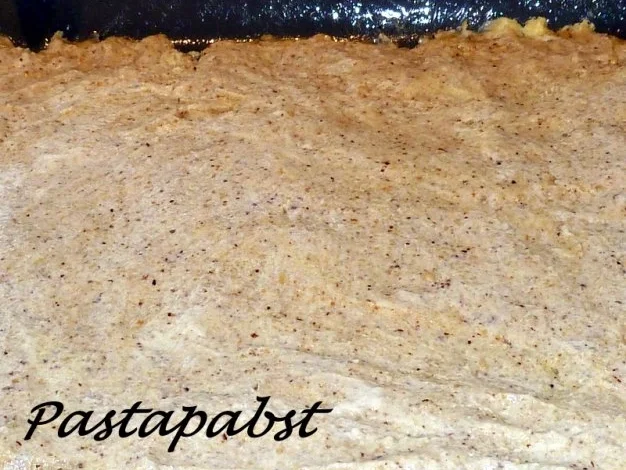 Apfel-Blechkuchen mit Pudding und Mohn - Rezept - Bild Nr. 2