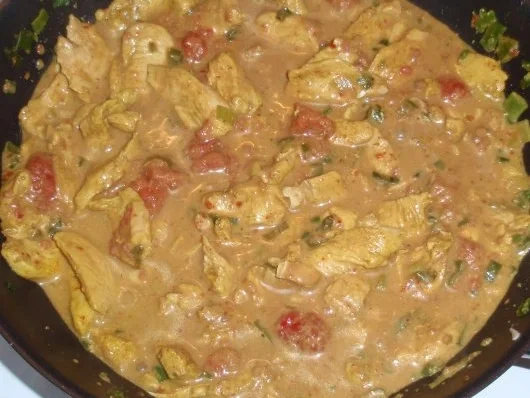 Putenstreifen in Himbeersahnesoße und Zucchininudeln - Rezept - Bild Nr. 12