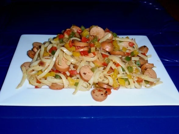 Würstl-Paprika-Nudeltopf - Rezept - Bild Nr. 8