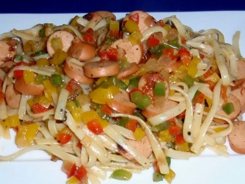 Würstl-Paprika-Nudeltopf - Rezept - Bild Nr. 10