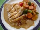 Gebackene Hähnchenbrustfilets mit Erdnusssauce und Gemüsereis - Rezept