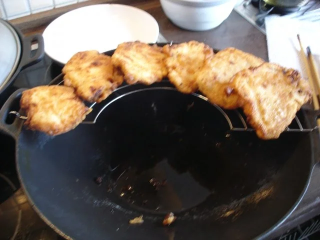 Gebackene Hähnchenbrustfilets mit Erdnusssauce und Gemüsereis - Rezept - Bild Nr. 16